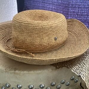 Helen Kaminski 100% raffia made in  Australia hat
